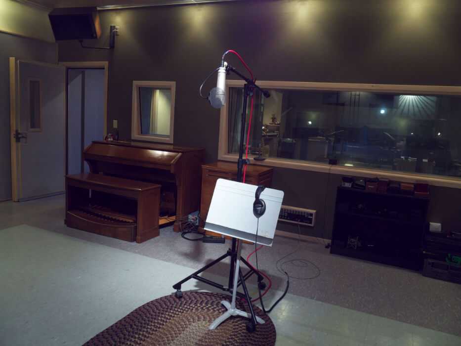 Puyallup studio main room